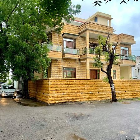 Villa Karni Nivvas - Luxury Redefined Udaipur Exterior foto